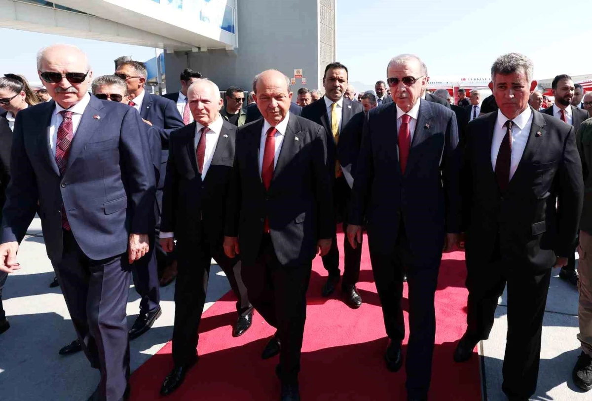Cumhurbaşkanı Erdoğan, Kıbrıs Barış Harekatı’nın 50. yıl dönümü kutlamalarına katılmak üzere KKTC’ye geldi